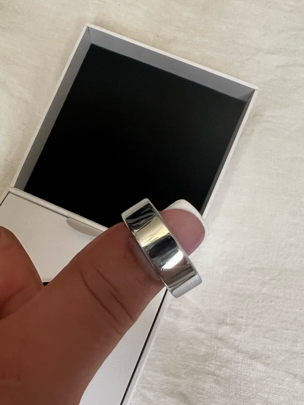 Oura  Classic Polished Silver Band Ring
